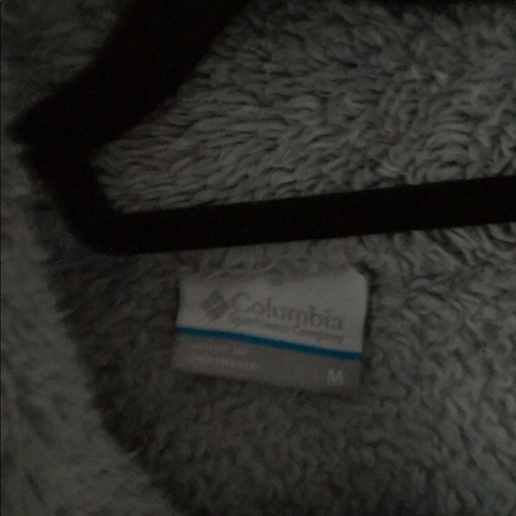 Gray zip-up Columbia fleece jacket with pockets - Picture 2 of 4